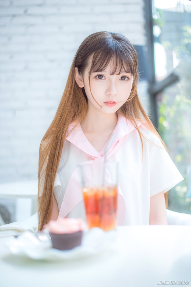 在所有的过错中，我们最易于原谅的就是懒散。努力奋斗的励志名言。——拉罗什富科